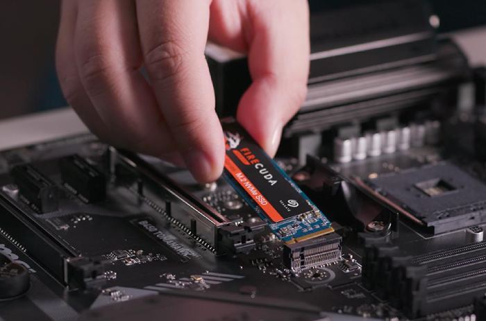 nvme چیست و چه مزایایی دارد
